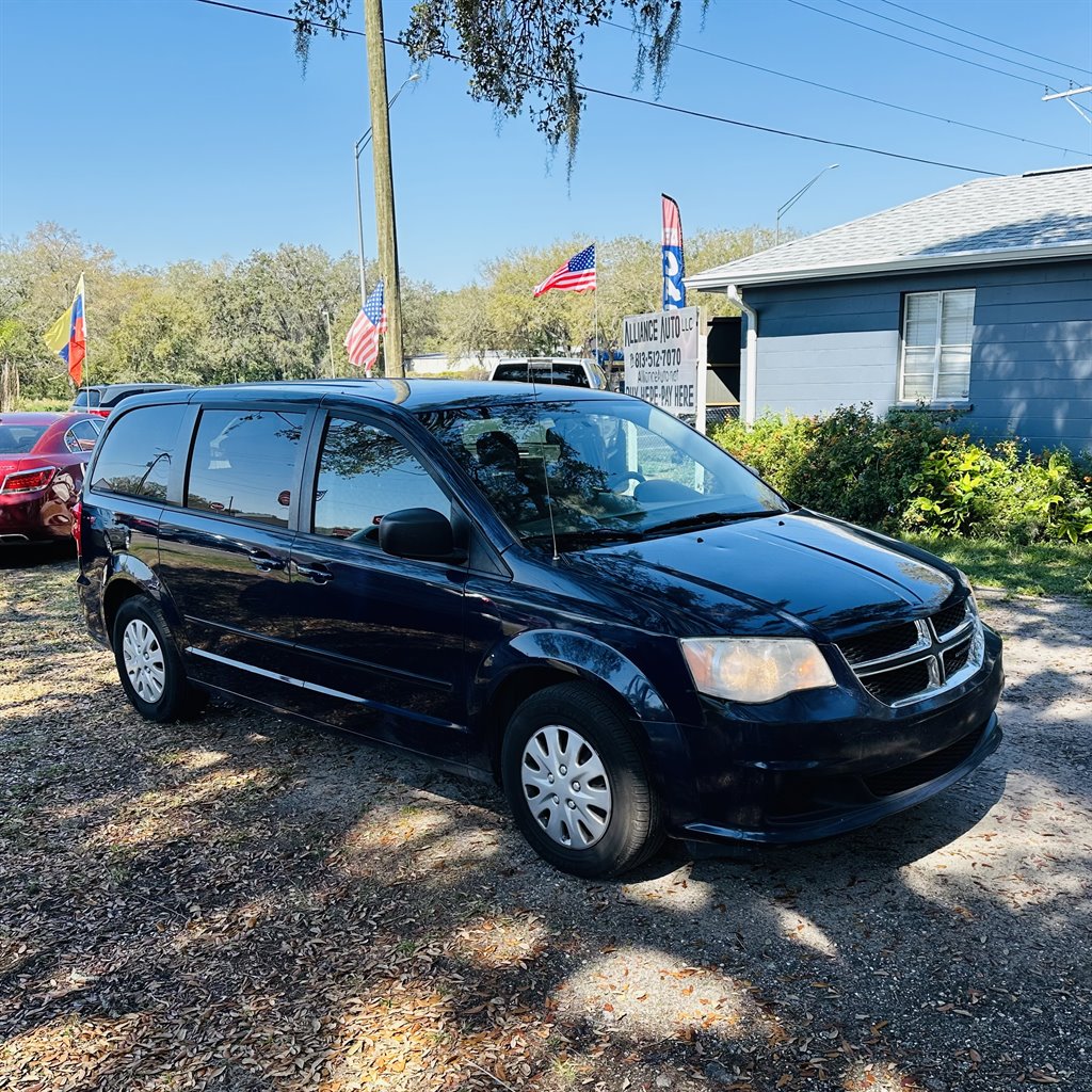 2012 Dodge Grand Caravan SE photo 2