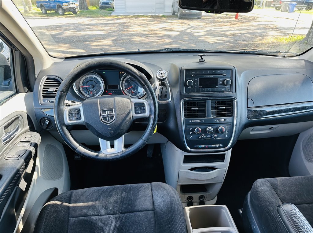 2012 Dodge Grand Caravan SE photo 11