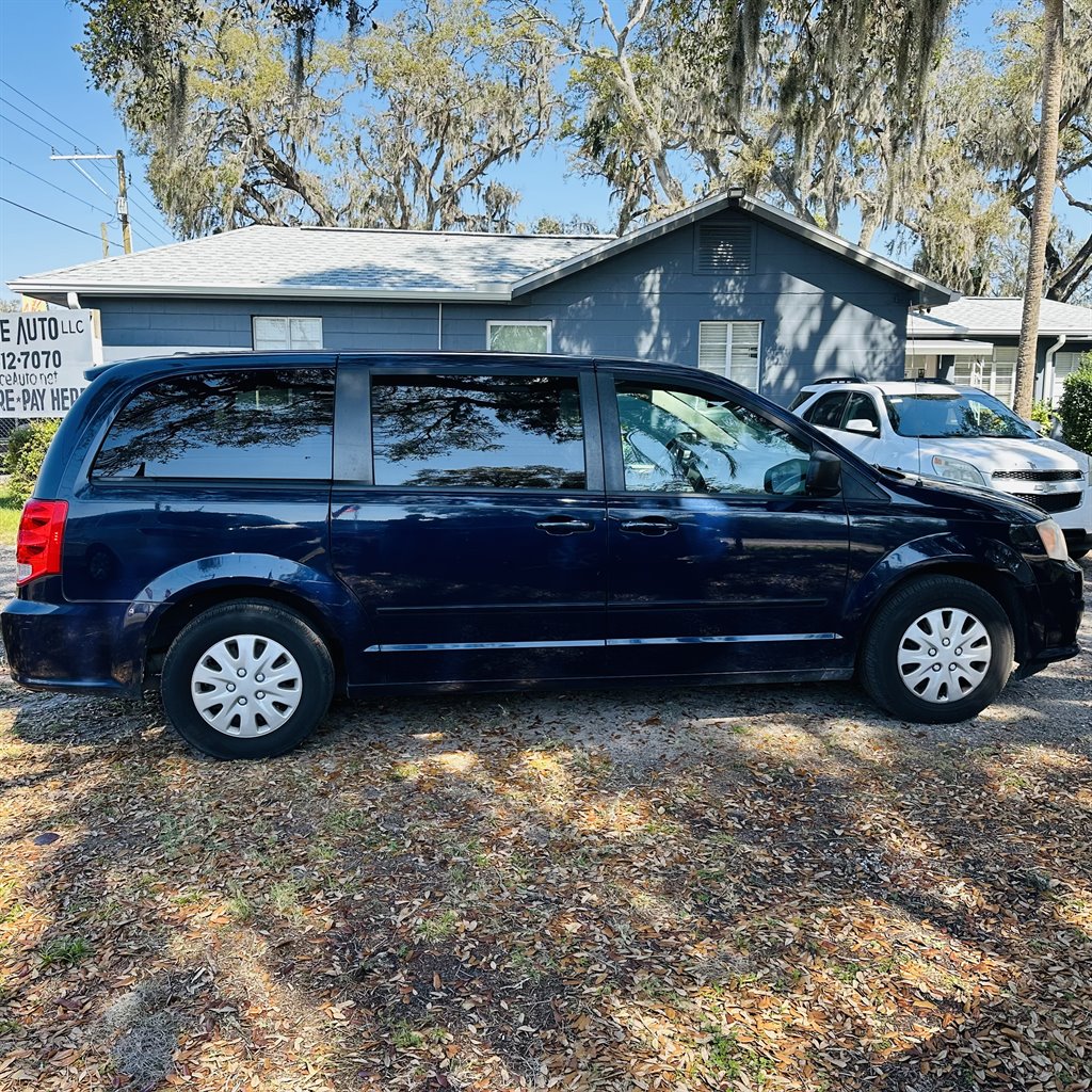 2012 Dodge Grand Caravan SE photo 6