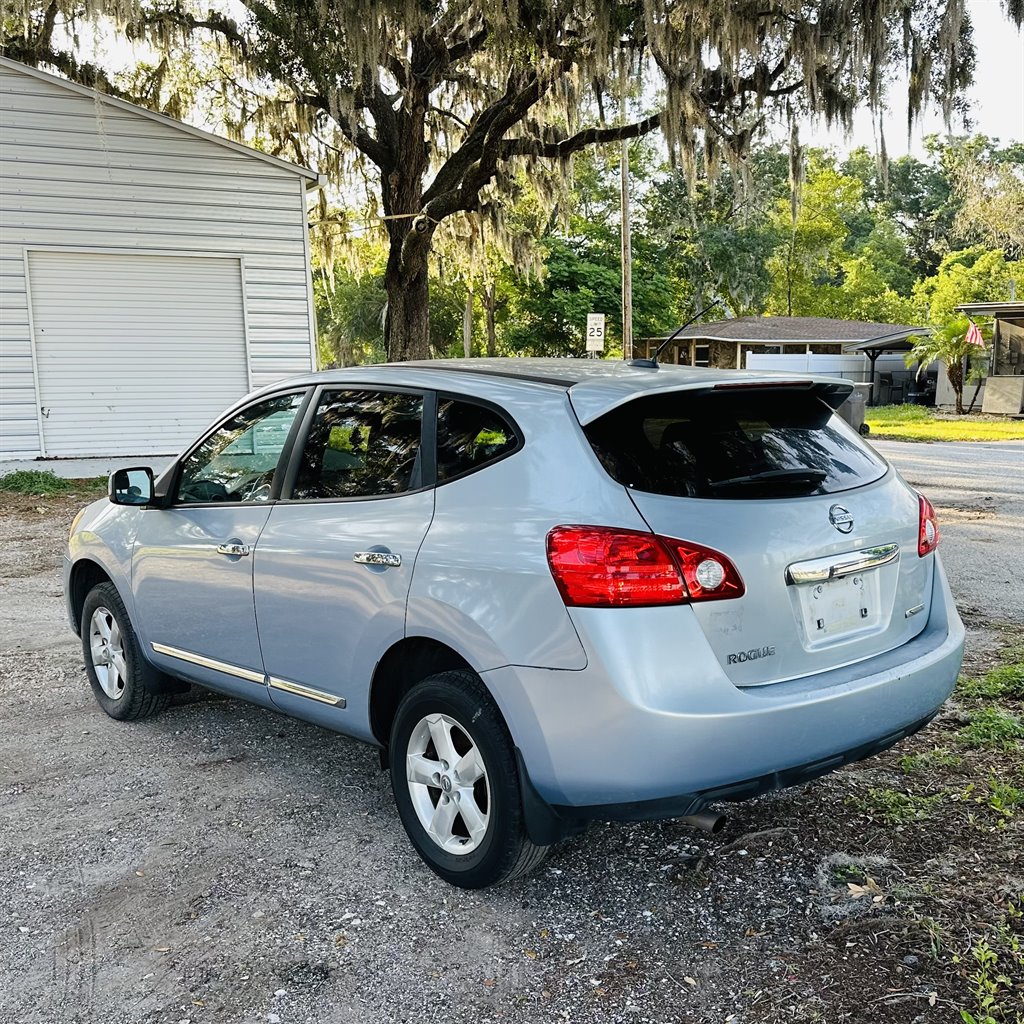 2013 Nissan Rogue S photo 4