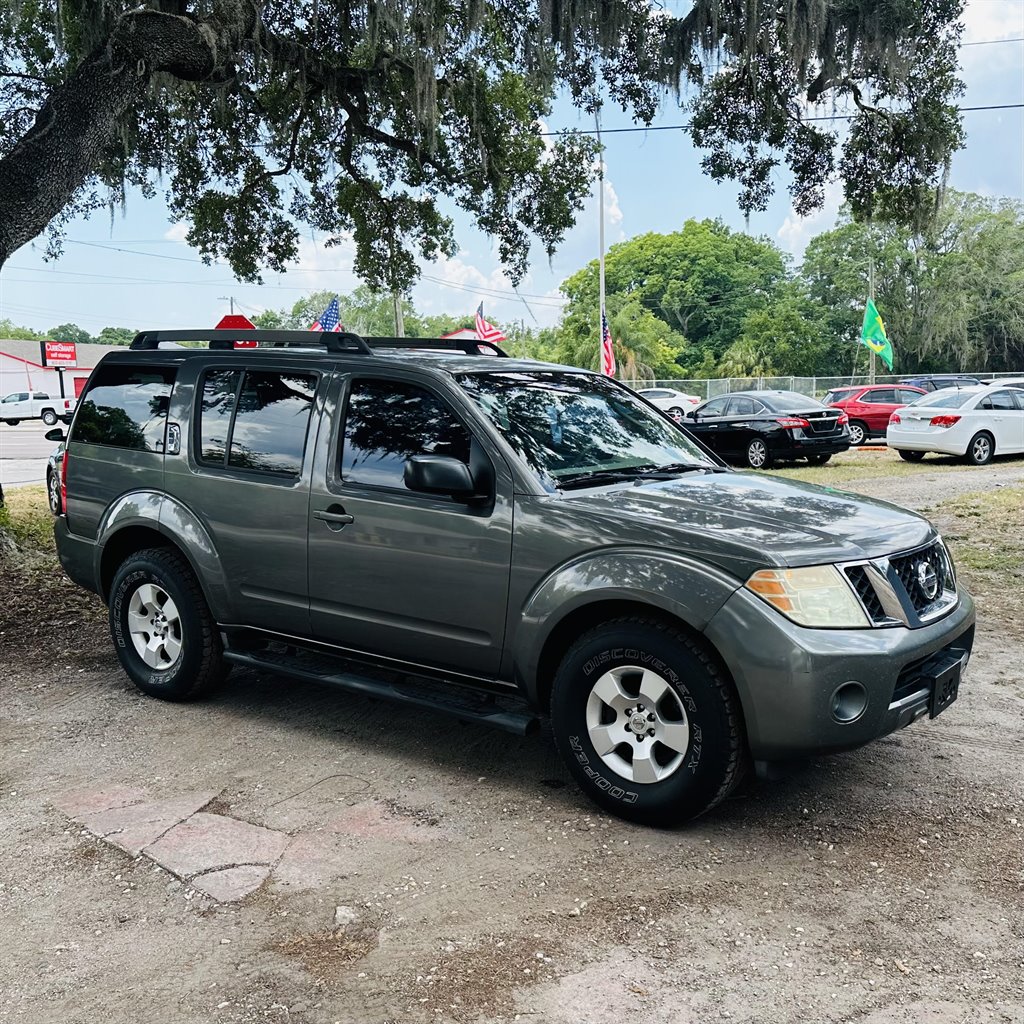 2008 Nissan Pathfinder S photo 11