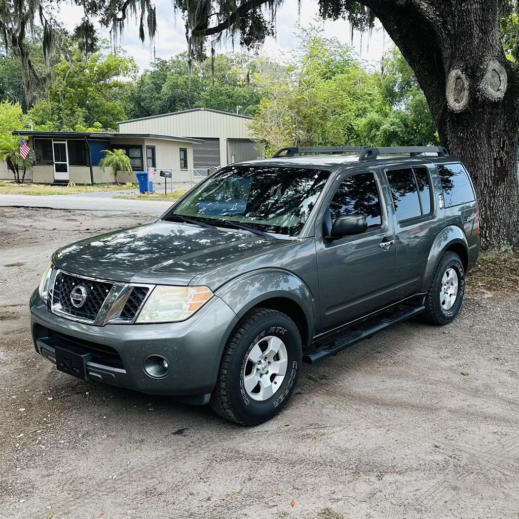 2008 Nissan Pathfinder S photo 4