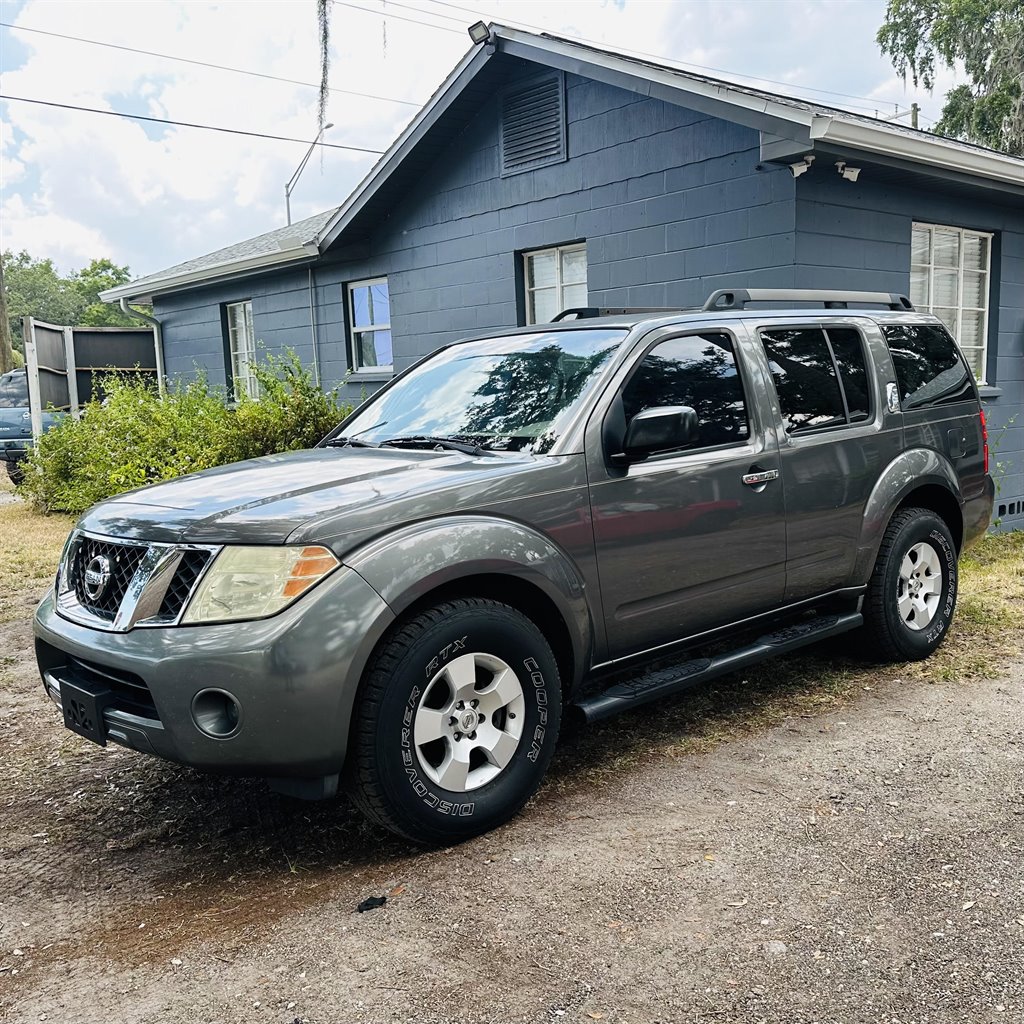 2008 Nissan Pathfinder S photo 18