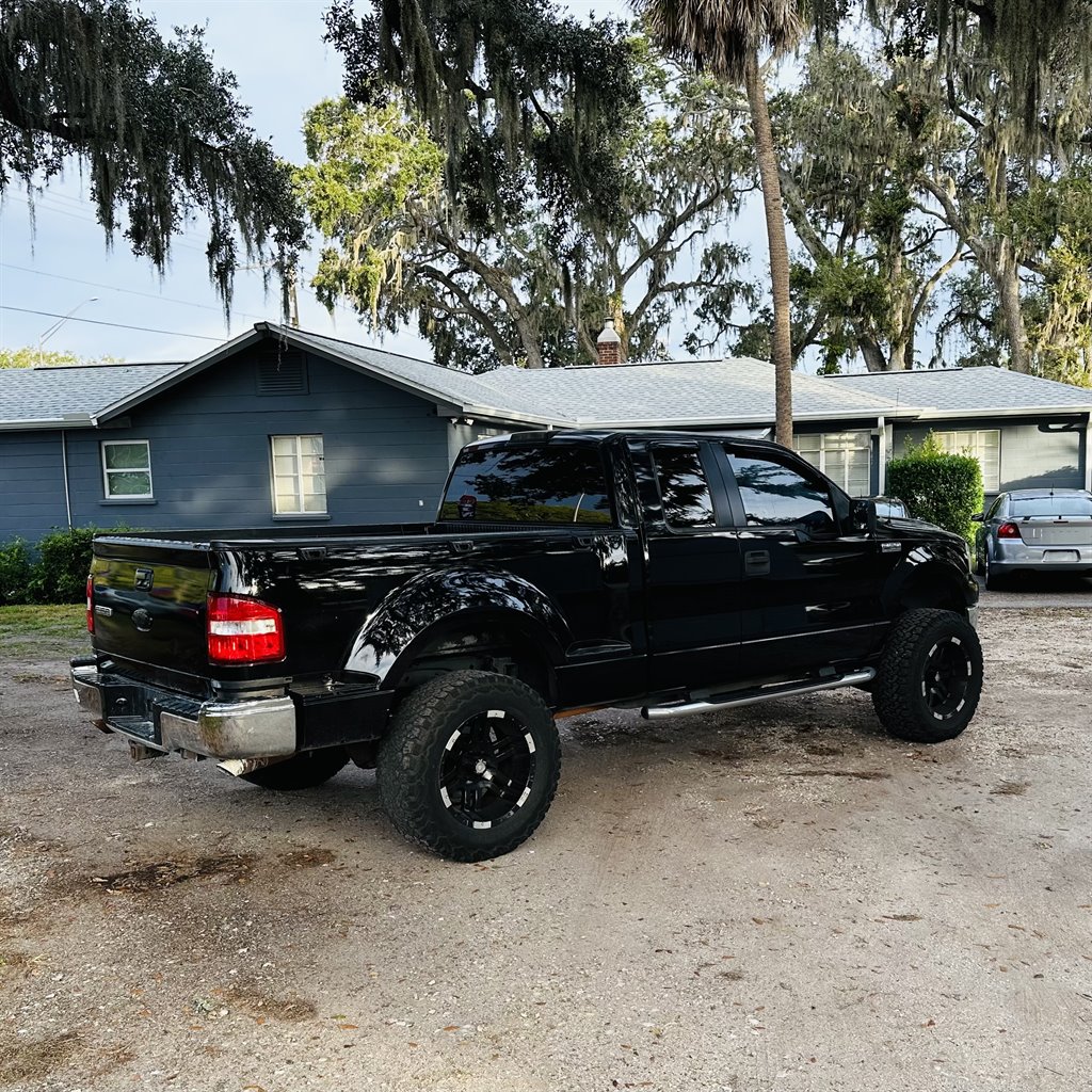 2006 Ford F-150 XLT photo 8