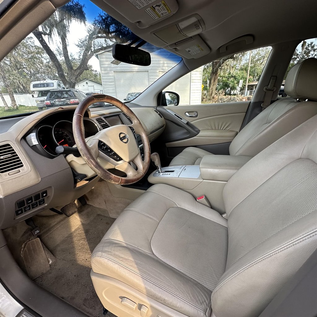 2010 Nissan Murano SL photo 11