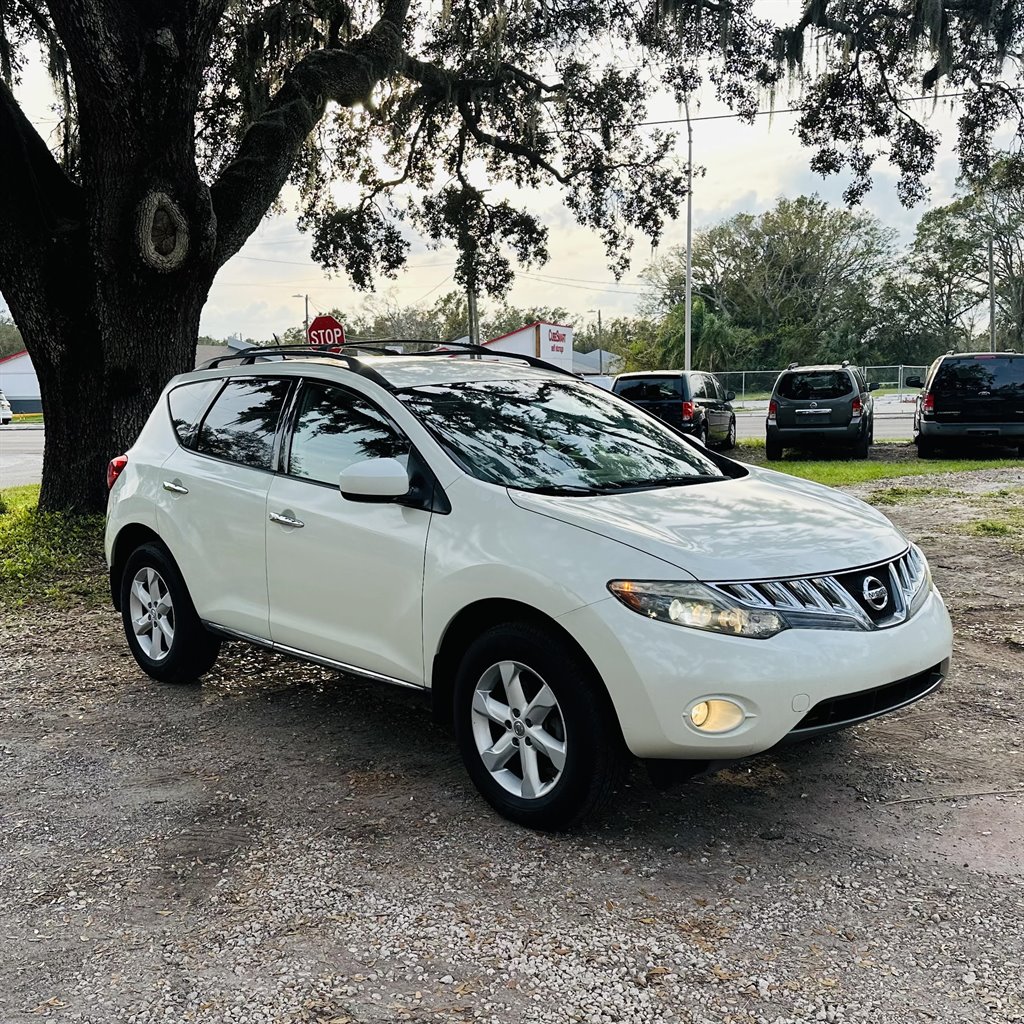 2010 Nissan Murano SL photo 2