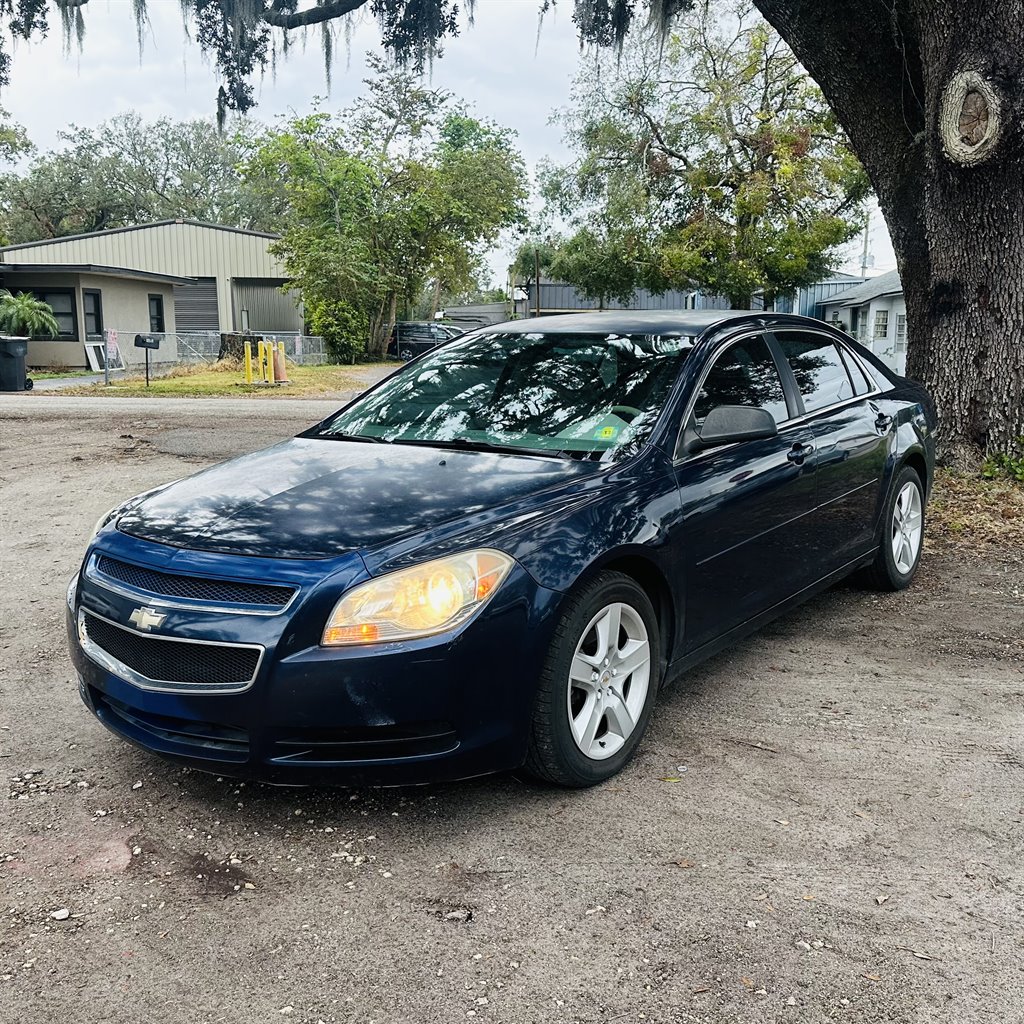 2011 Chevrolet Malibu 1LS photo 8