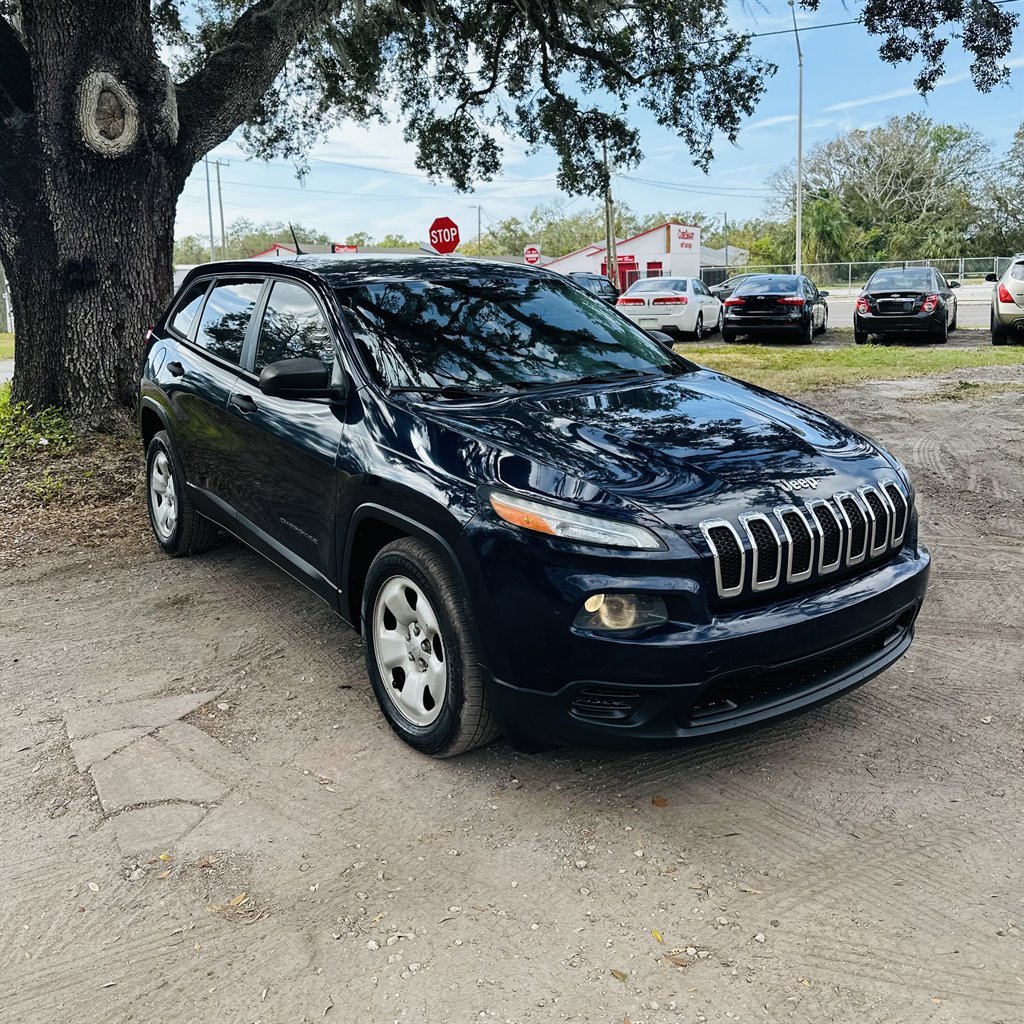 2014 Jeep Cherokee Sport photo 3