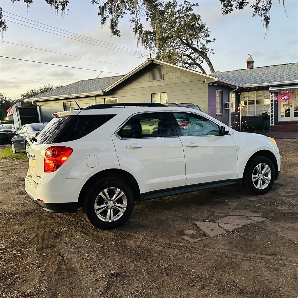 2011 Chevrolet Equinox 1LT photo 6