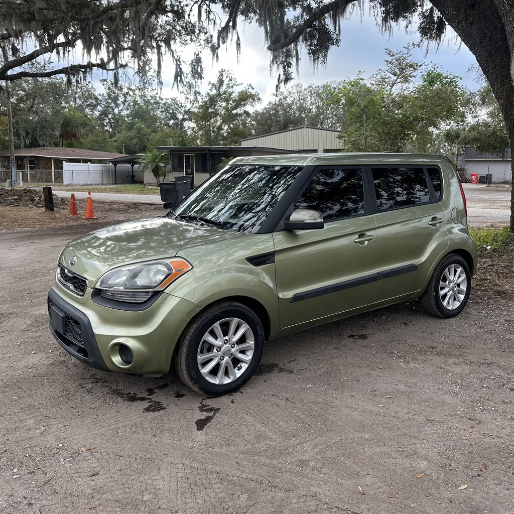 2013 Kia Soul + photo 2