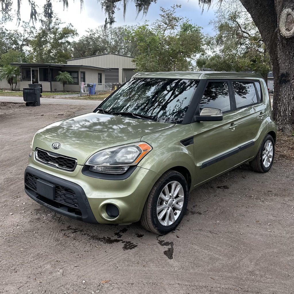 Kia Soul's photo