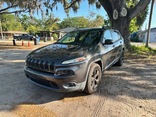 2015 Jeep Cherokee Altitude