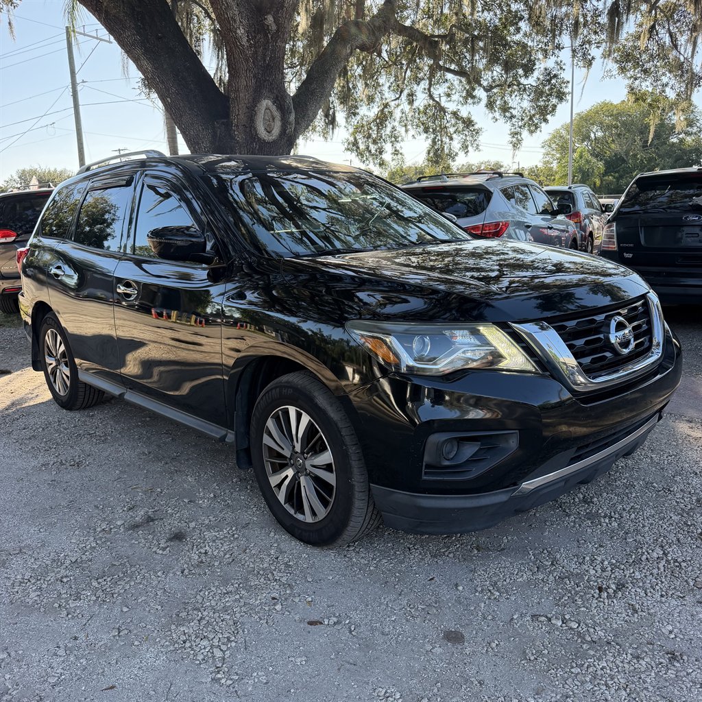 2017 Nissan Pathfinder S